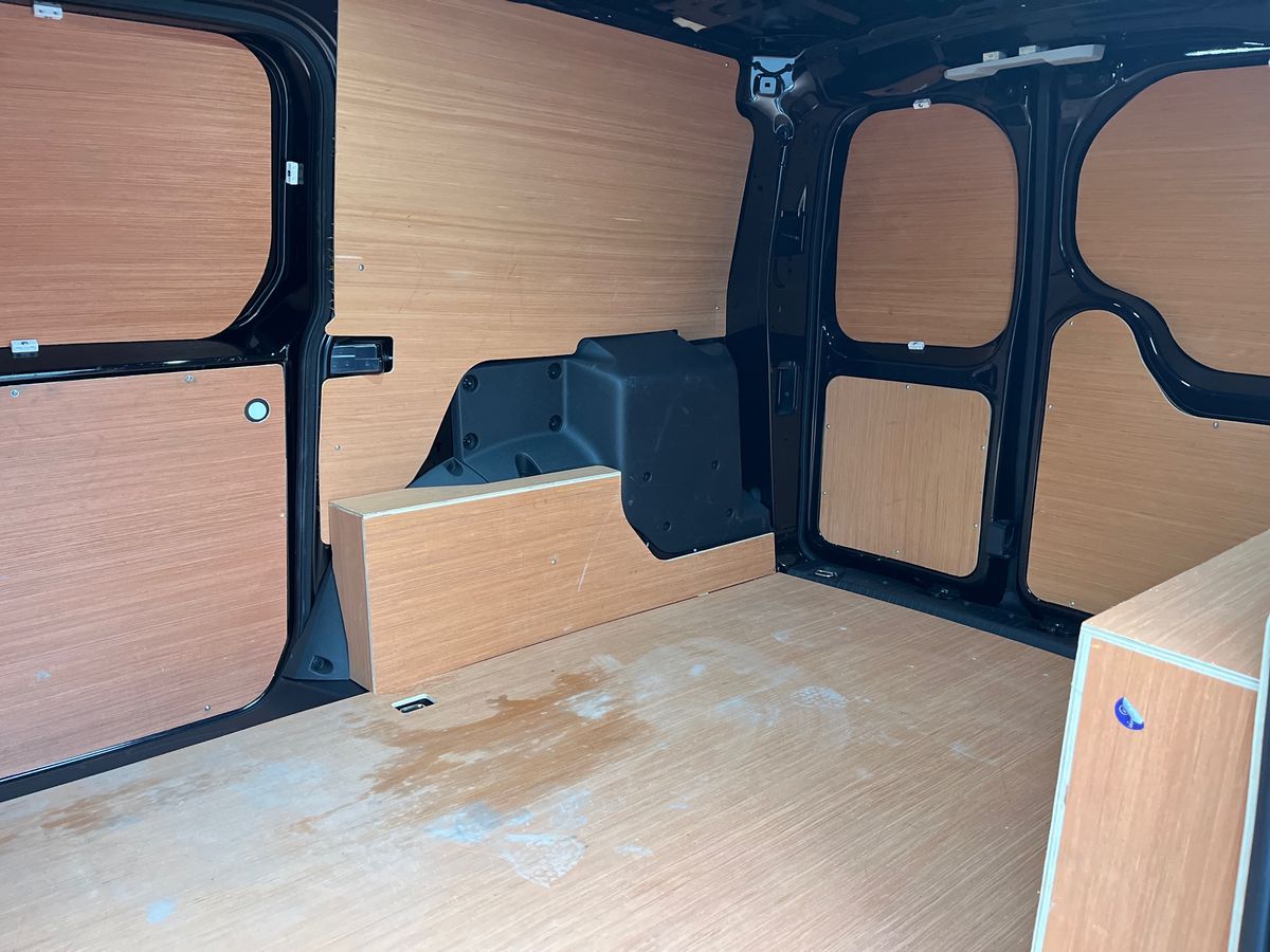 Used Ford Transit Connect 2025 for sale - 76292756: Photo 10