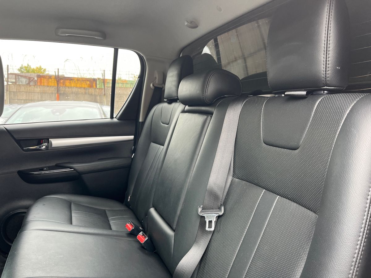 Used Toyota Hilux 2017 for sale - 75891407: Photo 10