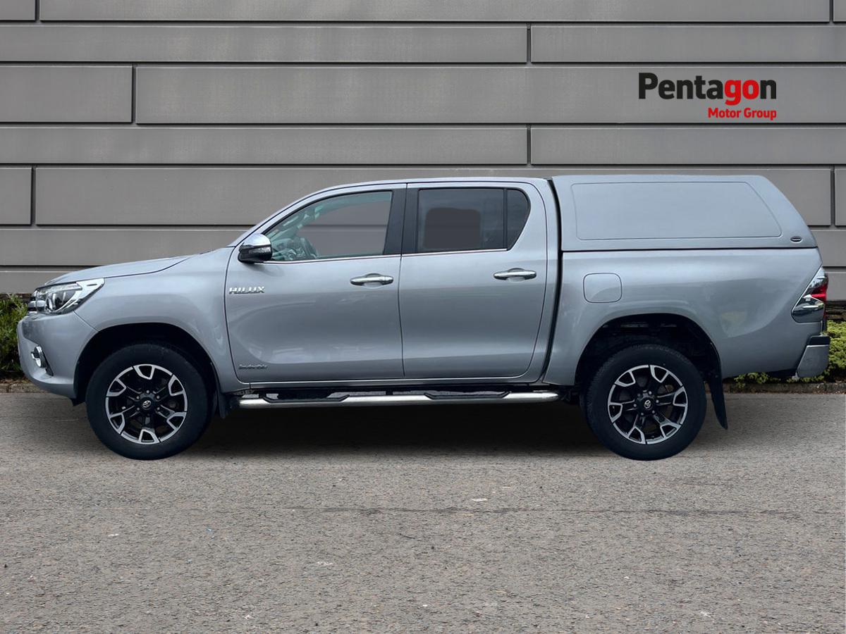 Used Toyota Hilux 2017 for sale - 75891407: Photo 14