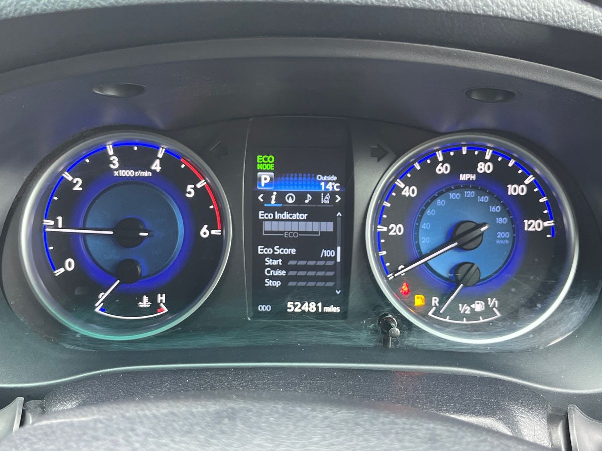 Used Toyota Hilux 2017 for sale - 75891407: Photo 24