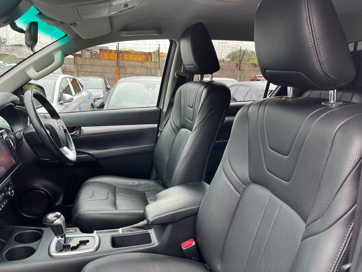 Used Toyota Hilux 2017 for sale - 75891407: Photo 9