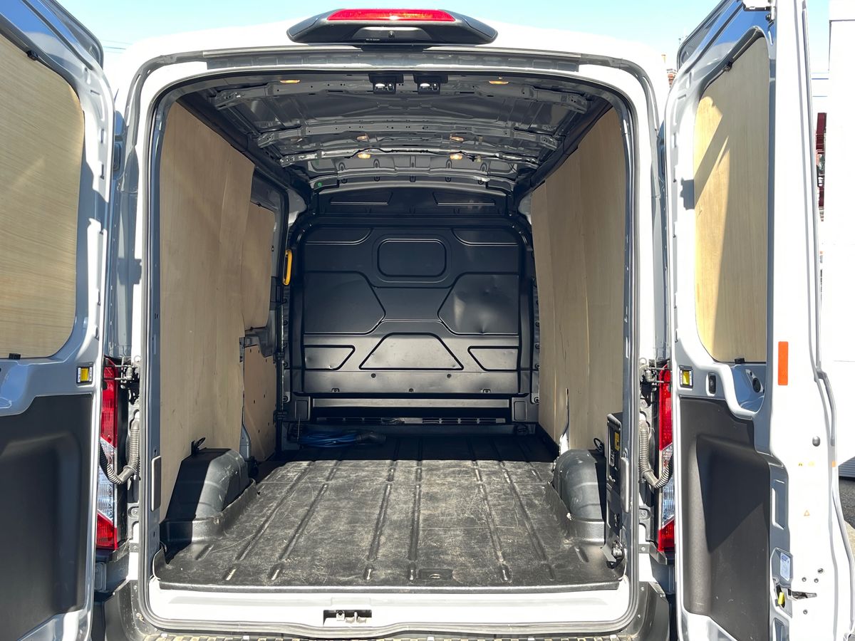 Used Ford E-Transit 2023 for sale - 76305068: Photo 11
