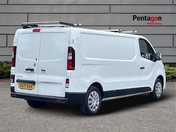 Used Nissan NV300 2021 for sale - 76076976: Photo