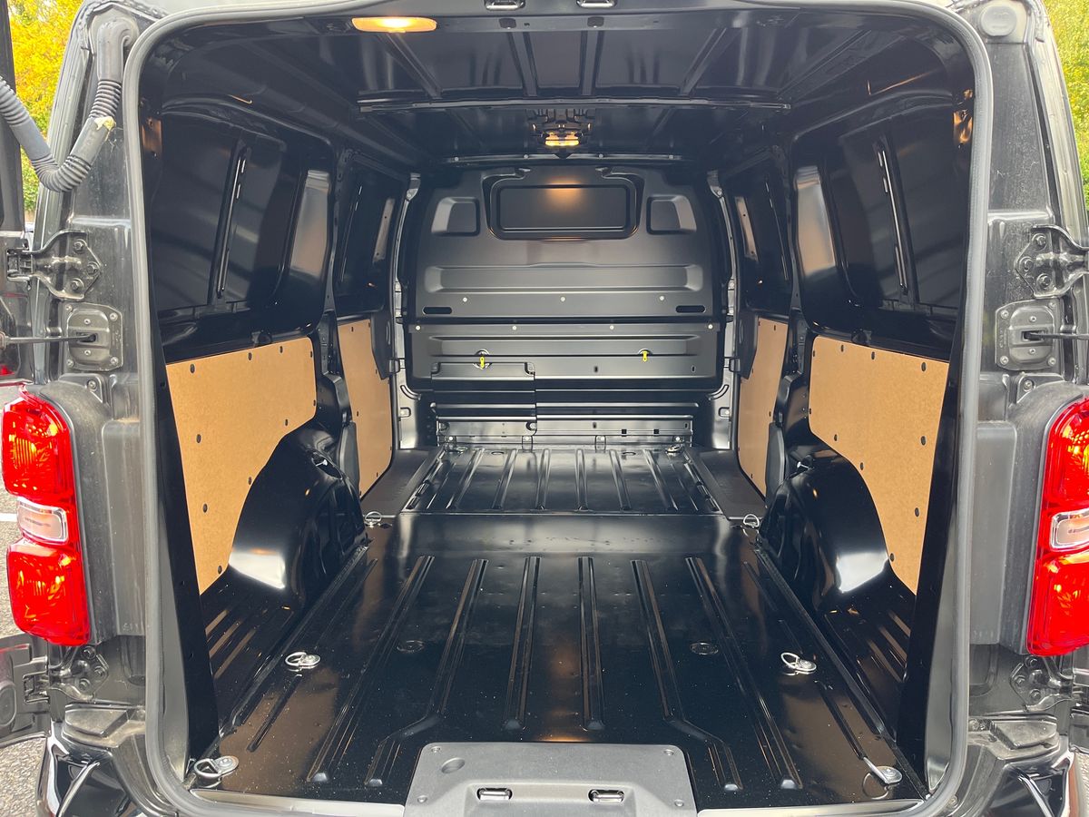 Used Vauxhall Vivaro 2025 for sale - 76141448: Photo 12