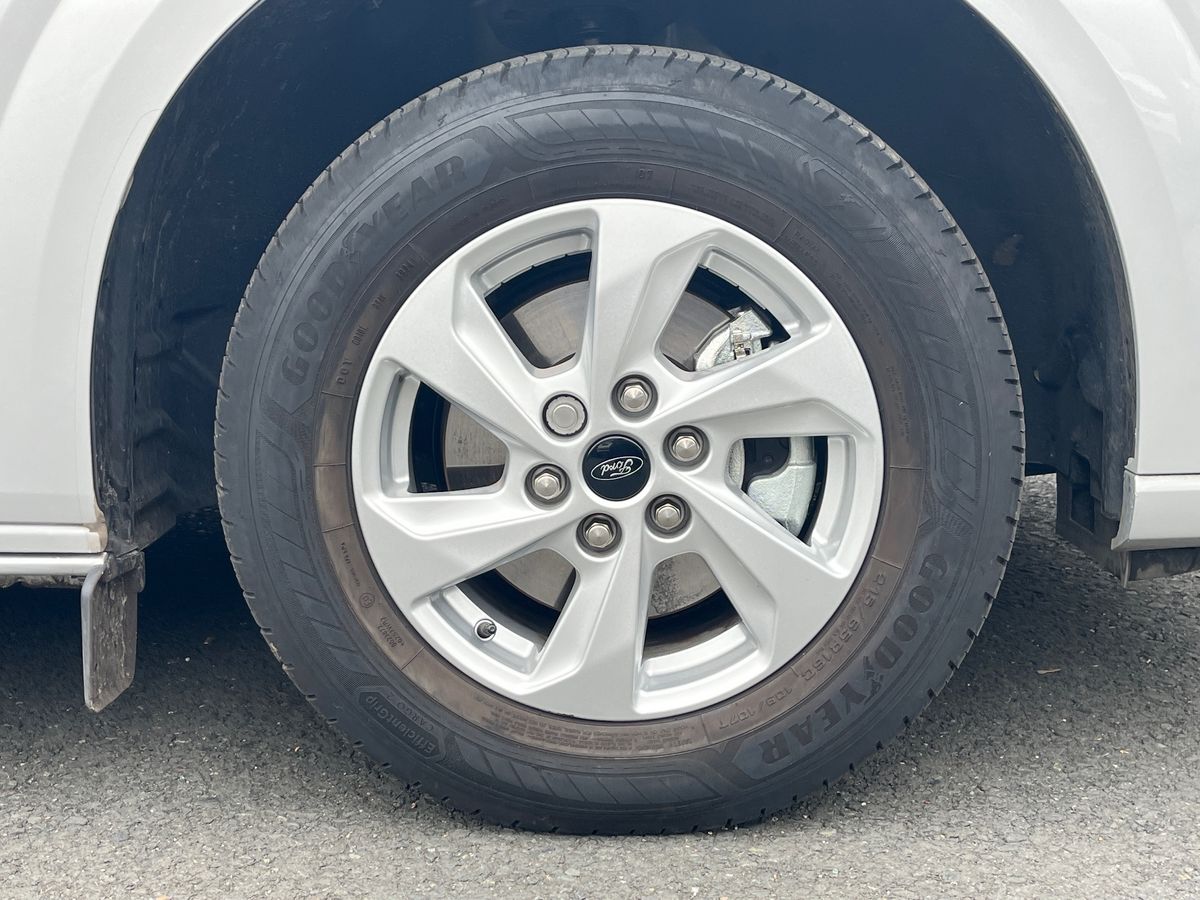 Used Ford E-Transit 2025 for sale - 76197861: Photo 17