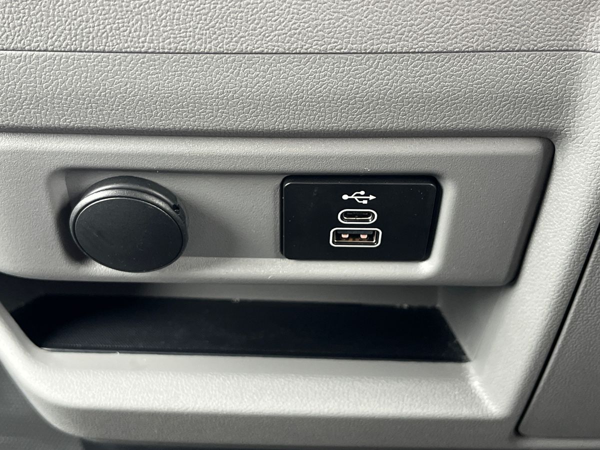 Used Ford E-Transit 2025 for sale - 76197861: Photo 27