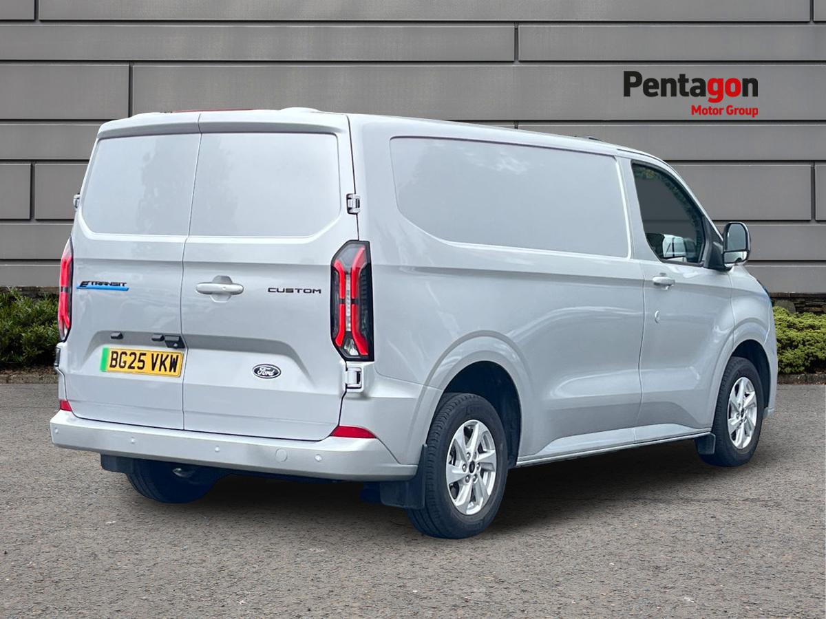 Used Ford E-Transit 2025 for sale - 76197861: Photo 4