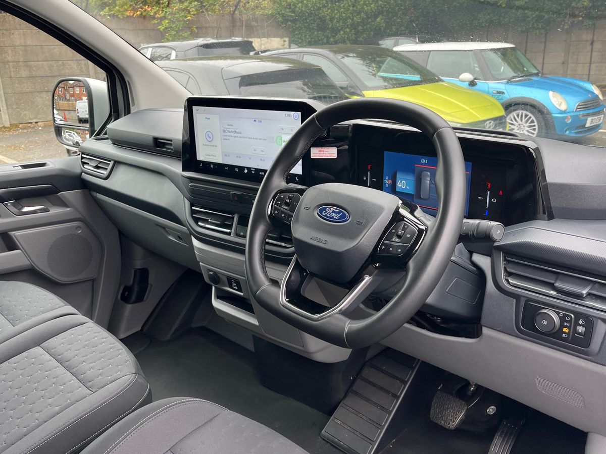 Used Ford E-Transit 2025 for sale - 76197861: Photo 5