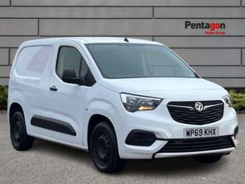 Pentagon store vauxhall vans