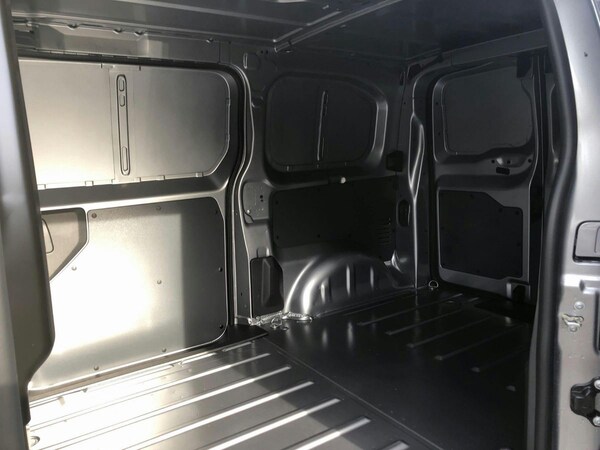 Used Vauxhall Vivaro 2023 for sale - 67665783: Photo 10