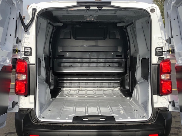 Used Vauxhall Vivaro 2023 for sale - 68744972: Photo 9