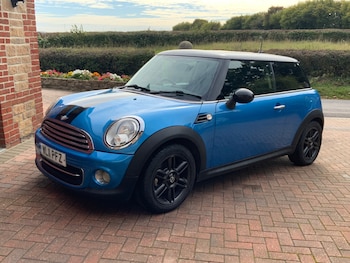 2011 (11) - 1.6 Cooper Pimlico 3dr