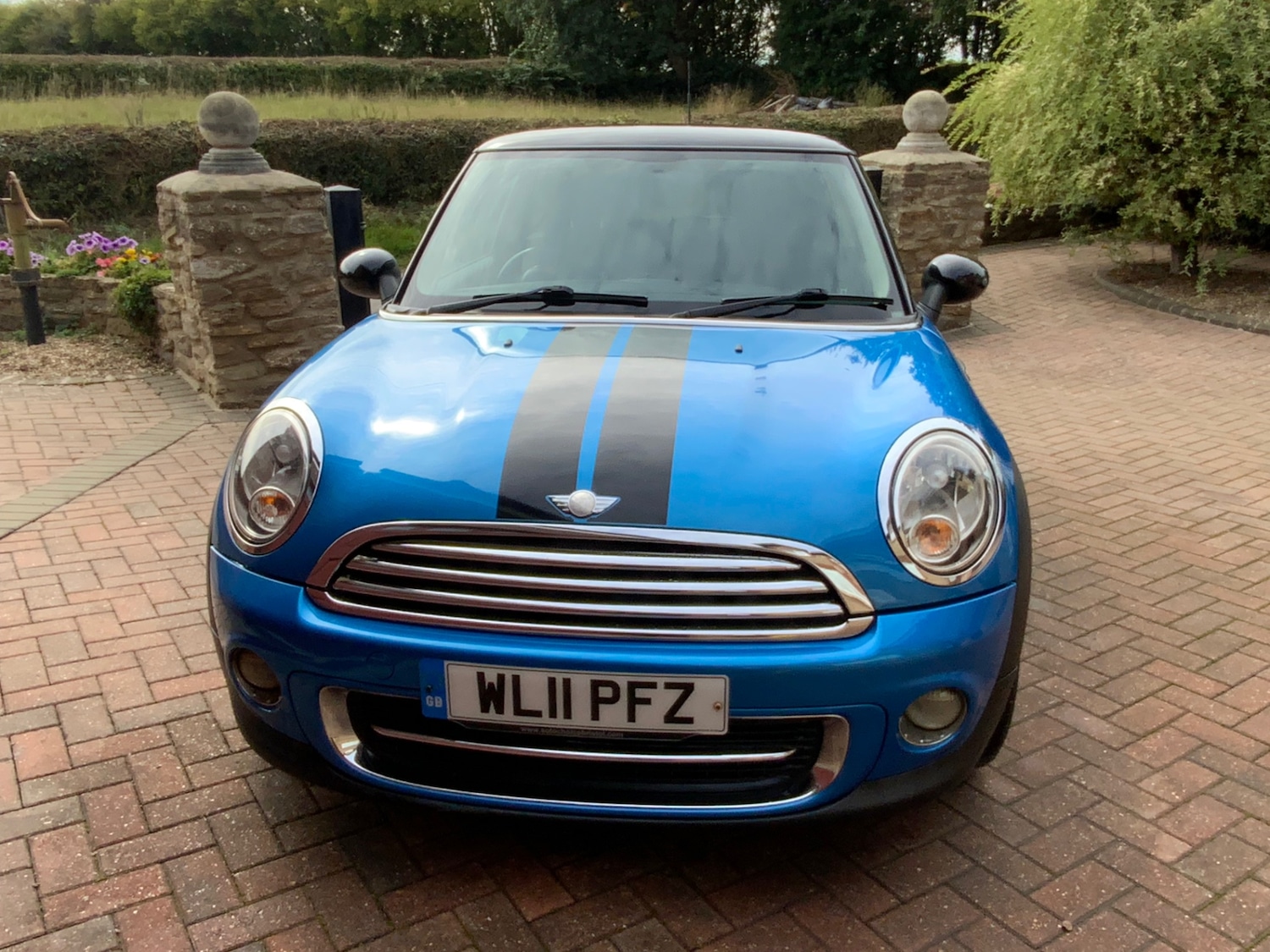Used MINI Hatch 2011 for sale - 76383401: Photo 3