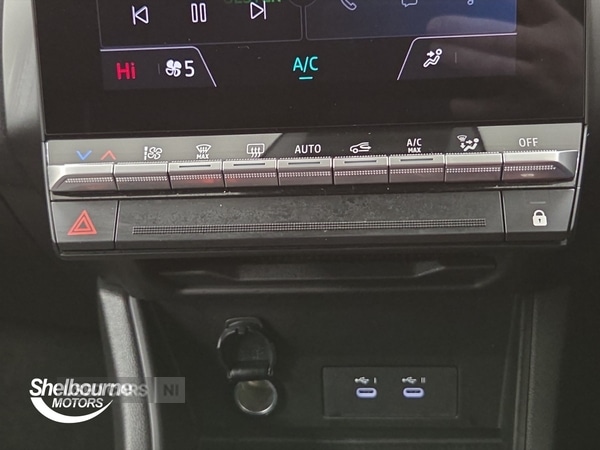 Used Renault Captur 2025 for sale - 77854609: Photo 29