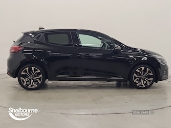 Used Renault Clio 2022 for sale - 76659652: Photo