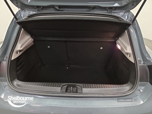 Used Renault Clio 2020 for sale - 76977144: Photo 17