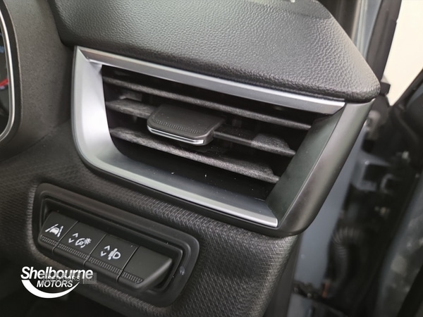 Used Renault Clio 2020 for sale - 76977144: Photo 22