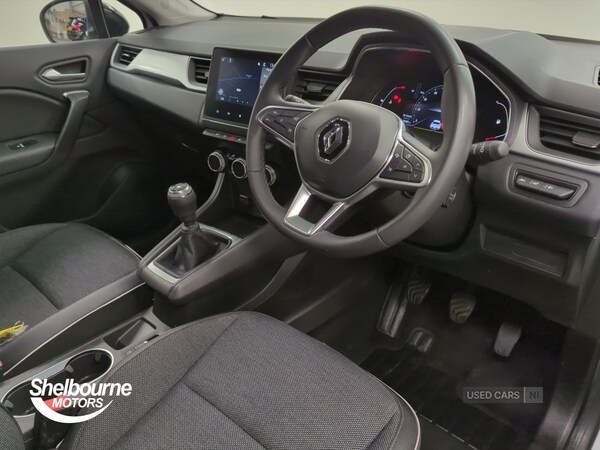 Used Renault Captur 2022 for sale - 76825577: Photo 4