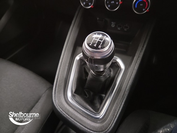 Used Renault Clio 2019 for sale - 76977154: Photo 28