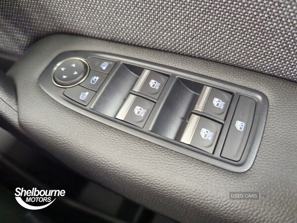 Used Renault Captur 2025 for sale - 76327489: Photo 15