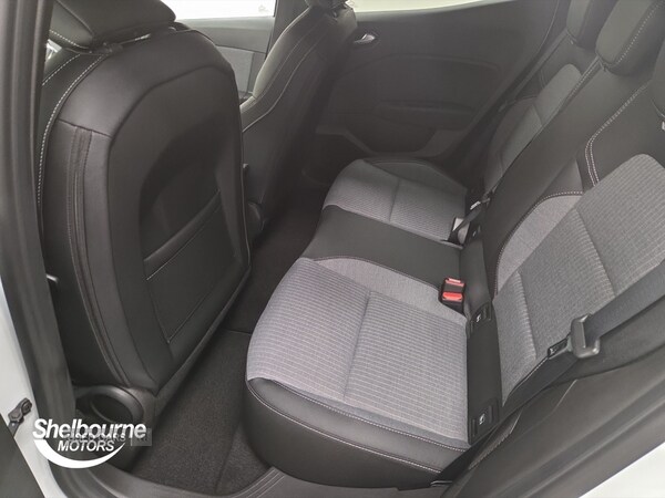 Used Renault Clio 2026 for sale - 78020698: Photo 6