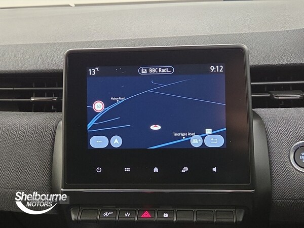 Used Renault Clio 2024 for sale - 76914268: Photo 30