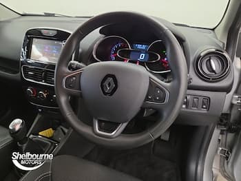 Used Renault Clio 2017 for sale - 79699190: Photo