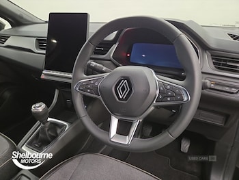 Used Renault Captur 2025 for sale - 79350125: Photo