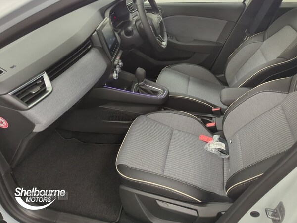 Used Renault Clio 2025 for sale - 75372195: Photo 9