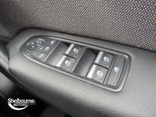 Used Renault Captur 2025 for sale - 76646868: Photo 16