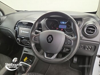 Used Renault Captur 2018 for sale - 79350108: Photo