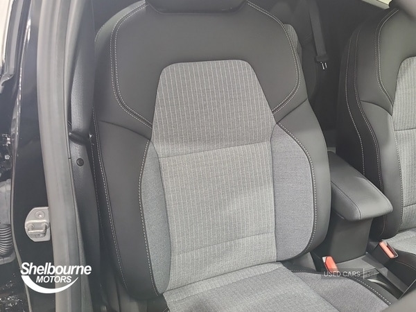 Used Renault Clio 2025 for sale - 76410000: Photo 34