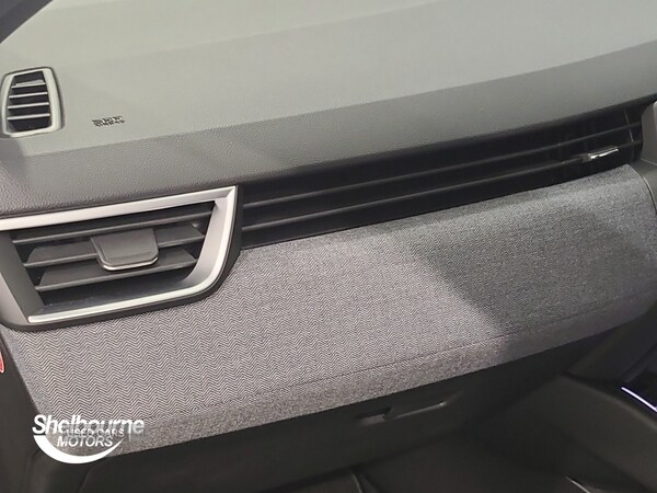 Used Renault Clio 2025 for sale - 76409990: Photo 31