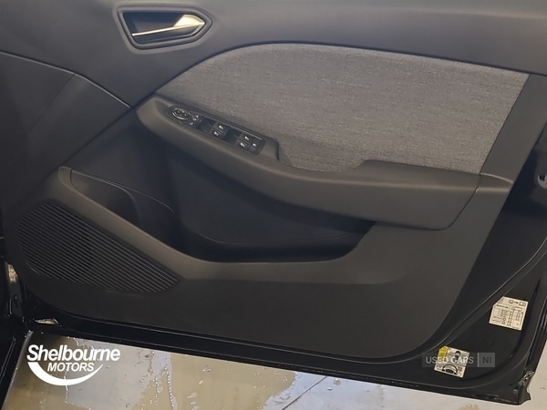 Used Renault Clio 2025 for sale - 76409990: Photo 43