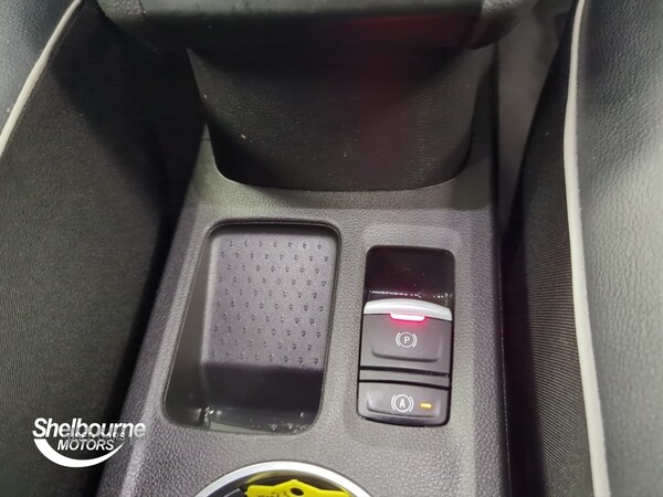 Used Renault Captur 2023 for sale - 76486389: Photo 35