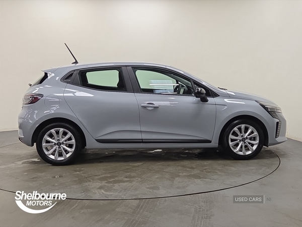 Used Renault Clio 2025 for sale - 77684847: Photo 4