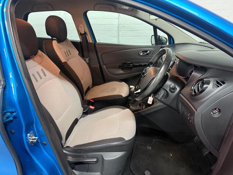 Used Renault Captur 2014 for sale - 77833562: Photo 11