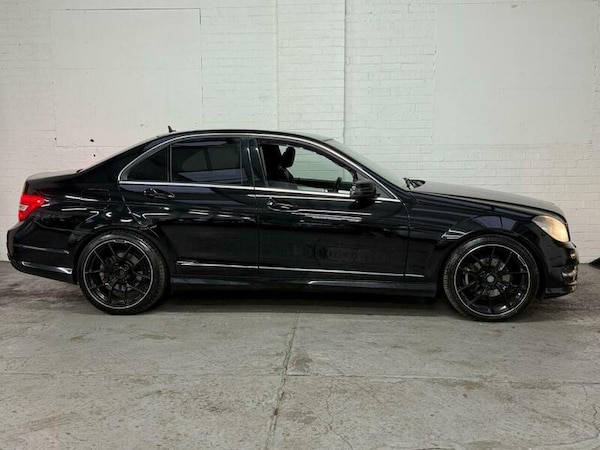 Used Mercedes-Benz C Class 2013 for sale - 76267582: Photo 11