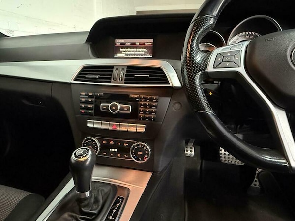 Used Mercedes-Benz C Class 2013 for sale - 76267582: Photo 16