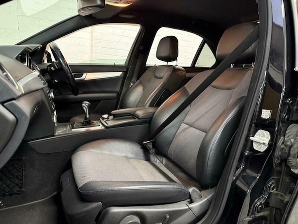 Used Mercedes-Benz C Class 2013 for sale - 76267582: Photo 29