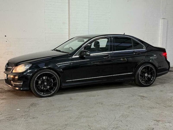 Used Mercedes-Benz C Class 2013 for sale - 76267582: Photo 9