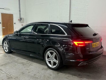 Used Audi A4 2017 for sale - 76848543: Photo