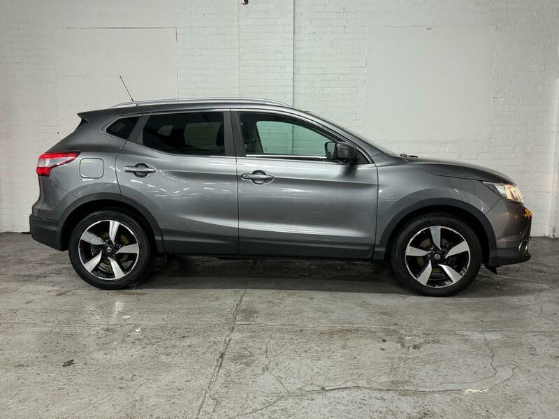 Used Nissan Qashqai 2014 for sale - 77038621: Photo 14