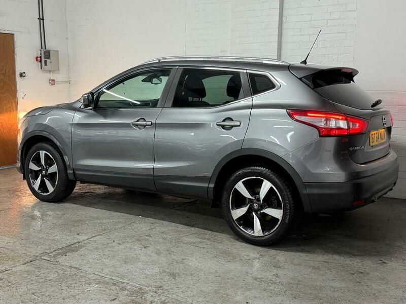 Used Nissan Qashqai 2014 for sale - 77038621: Photo 9