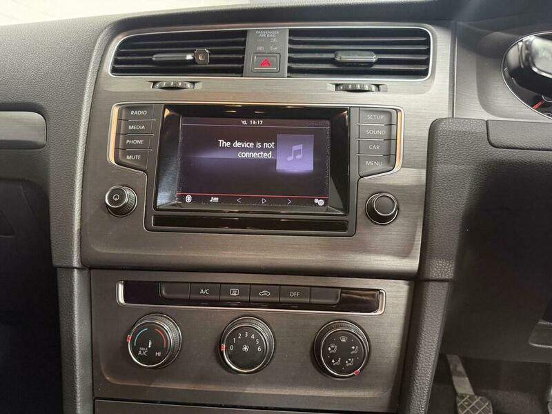 Used Volkswagen Golf 2013 for sale - 77465379: Photo 16