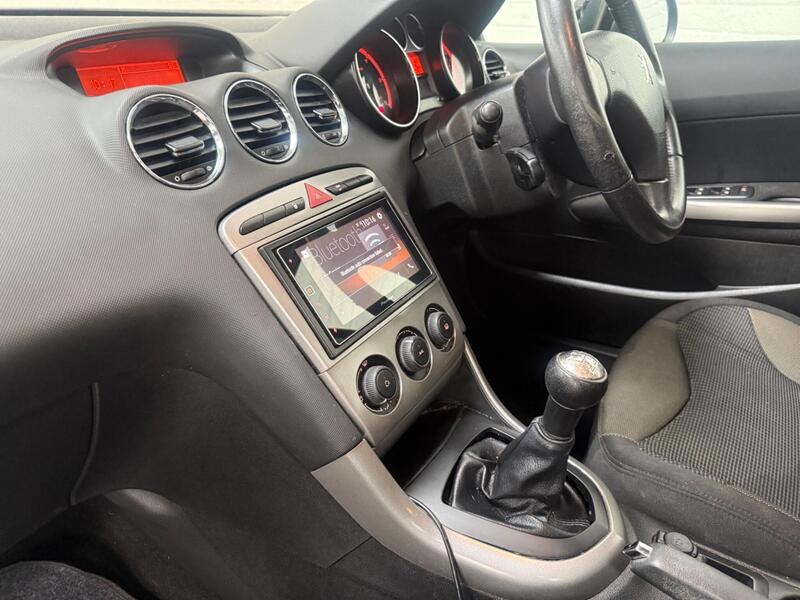 Used Peugeot 308 2010 for sale - 77833565: Photo 9