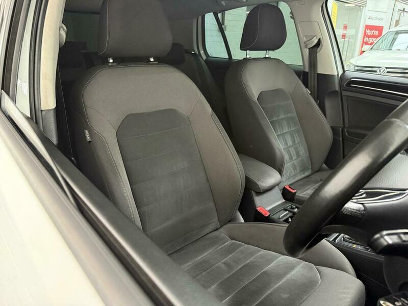 Used Volkswagen Golf 2014 for sale - 77884921: Photo 14