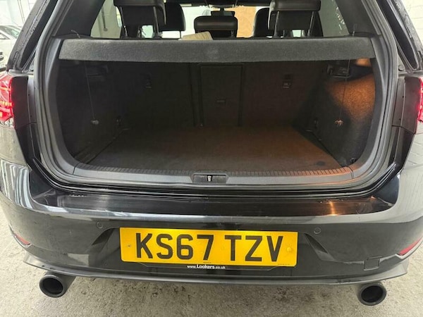 Used Volkswagen Golf 2017 for sale - 76241123: Photo 33
