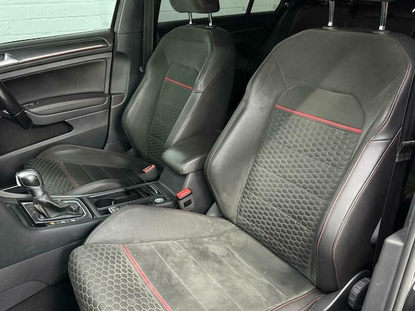 Used Volkswagen Golf 2017 for sale - 76241123: Photo 37
