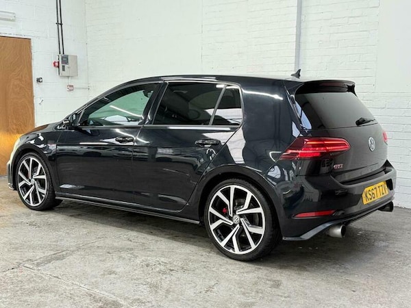 Used Volkswagen Golf 2017 for sale - 76241123: Photo 5
